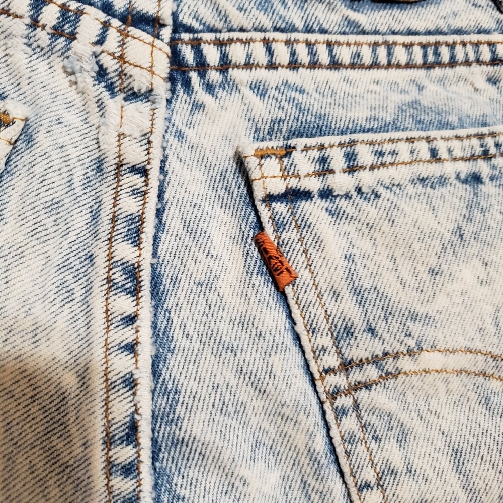VINTAGE ORANGE TAB Distressed ACID WASH Levi’s Shorts - Picture 7 of 15
